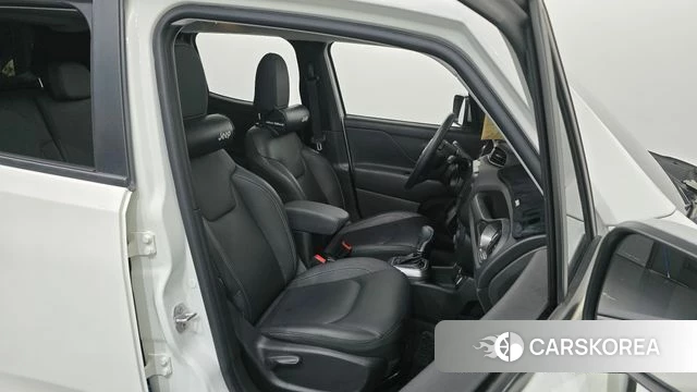 Jeep Renegade id 4725902 из Кореи 18