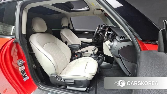 Mini Cooper S id 4835314 из Кореи 18