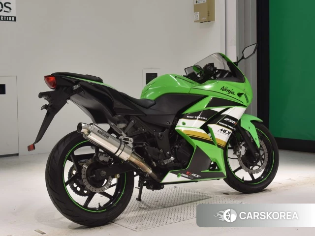 Проданный Kawasaki NINJA 250R id 4162506 из Японии, фото 2