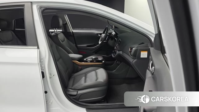 Hyundai Ionic Electric id 4430250 из Кореи 18