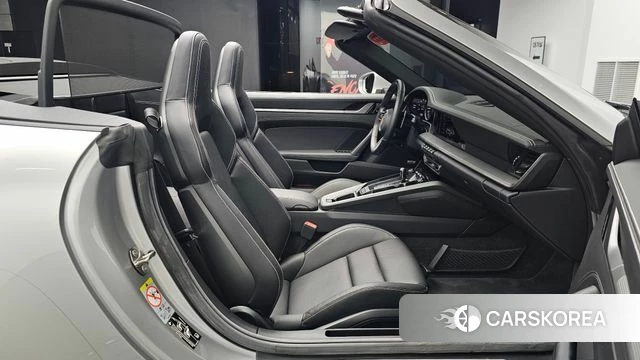 Porsche 911(992) id 4688887 из Кореи 18