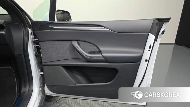 Tesla Model X id 4848018 из Кореи 18