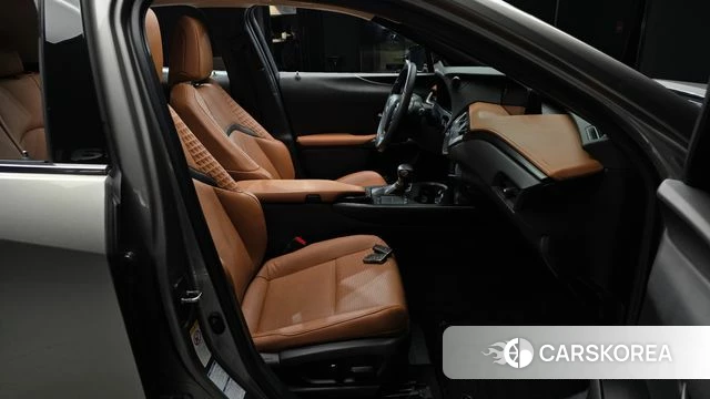 Lexus UX250h id 4595699 из Кореи 18