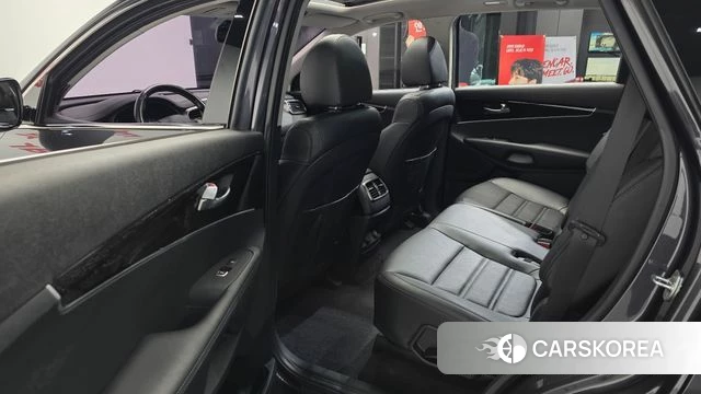 Kia The New Sorento id 4502701 из Кореи 18