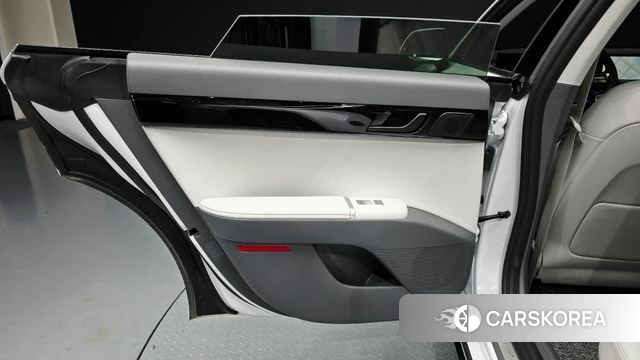 Hyundai Grandeur Hybrid (GN7) id 4854321 из Кореи 18