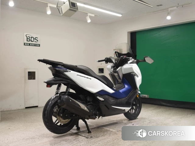 Проданный Honda FORZA 2018 из Японии, фото 2