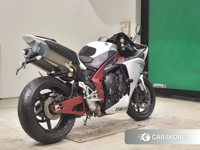 Проданный Yamaha YZF-R1 2010 из Японии