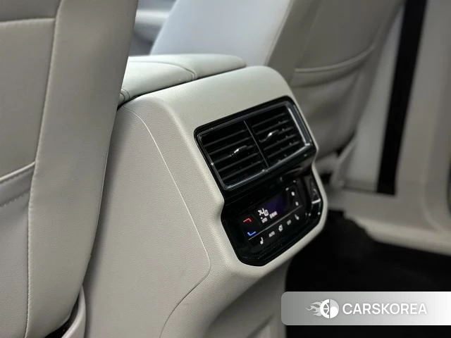 Volkswagen Tourang id 4313825 из Китая 18