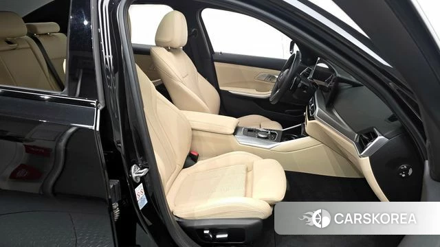 BMW 3 Series (G20) id 4292445 из Кореи 18