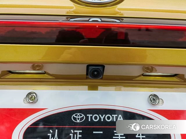 Toyota bZ5 id 4261115 из Китая 18