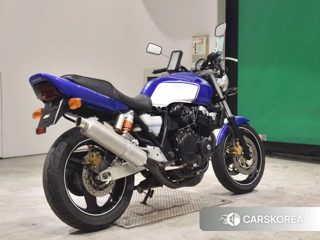 Проданный Honda CB400SF 2020 из Японии, фото 2
