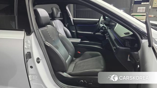 Hyundai Grandeur Hybrid (GN7) id 4863625 из Кореи 18