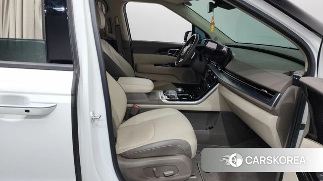 Kia Carnival 4th generation id 4542136 из Кореи 18