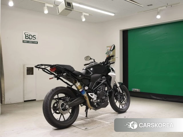 Проданный Honda CB250R 2018 из Японии, фото 2
