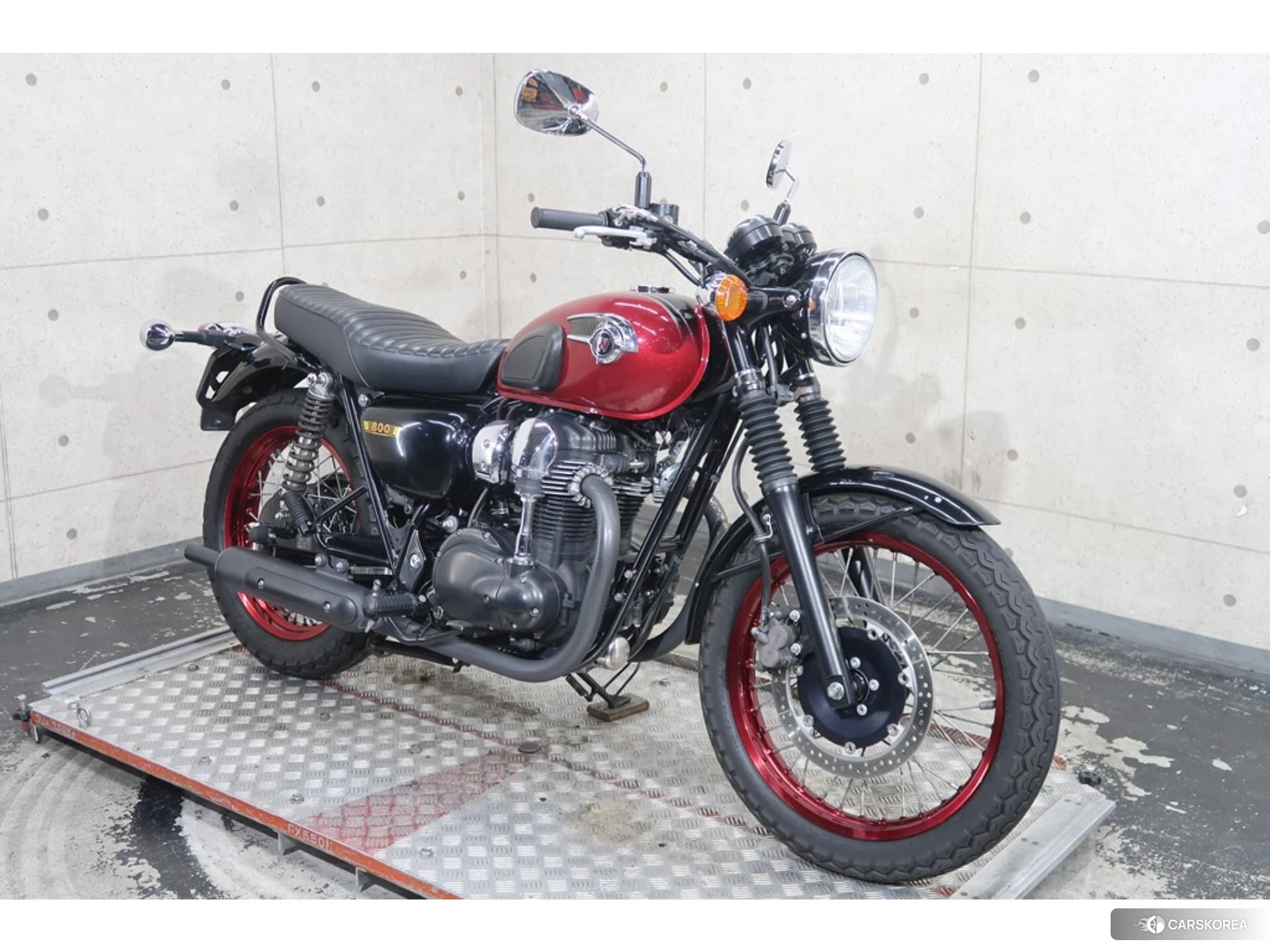 Kawasaki W800 SE id 4185347 из Японии 18