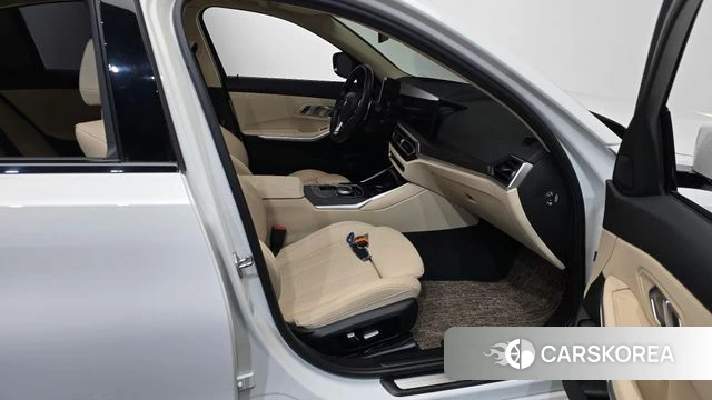 BMW 3 Series (G20) id 4401074 из Кореи 18
