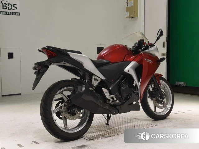 Проданный Honda CBR250R 2011 из Японии, фото 2