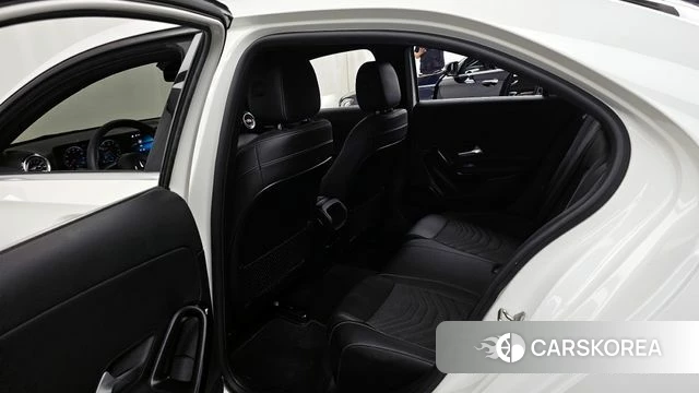 Mercedes-Benz A-Class W177 id 4324607 из Кореи 18