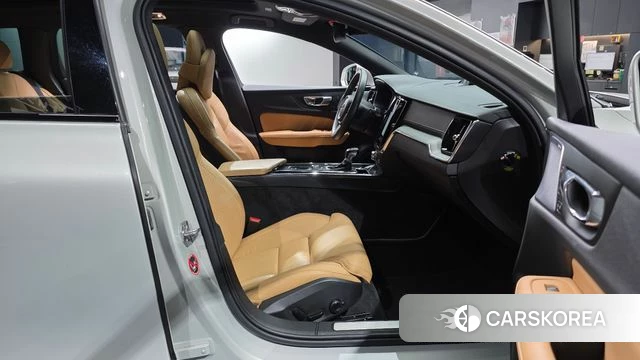 Volvo V60 Cross-Country 2nd Generation id 4251034 из Кореи 18