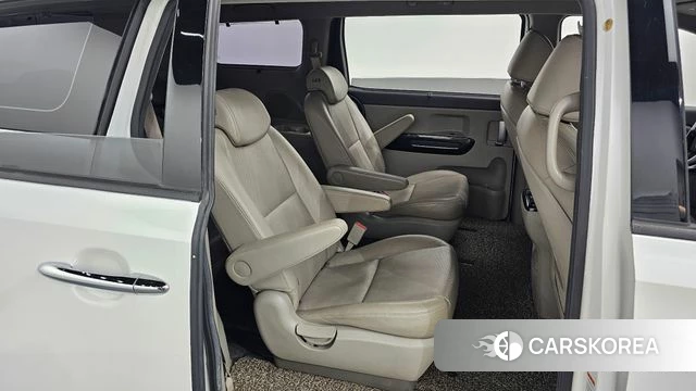 Kia All New Carnival id 4924205 из Кореи 18