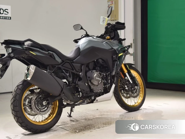 Проданный Suzuki V-STROM 800DE 2024 из Японии, фото 3