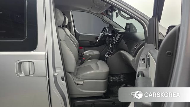 Hyundai The New Grand Starex id 4446017 из Кореи 18