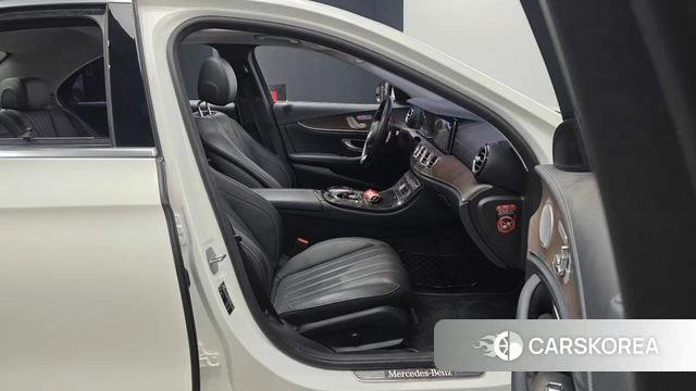 Mercedes-Benz E-Class W213 id 4385132 из Кореи 18