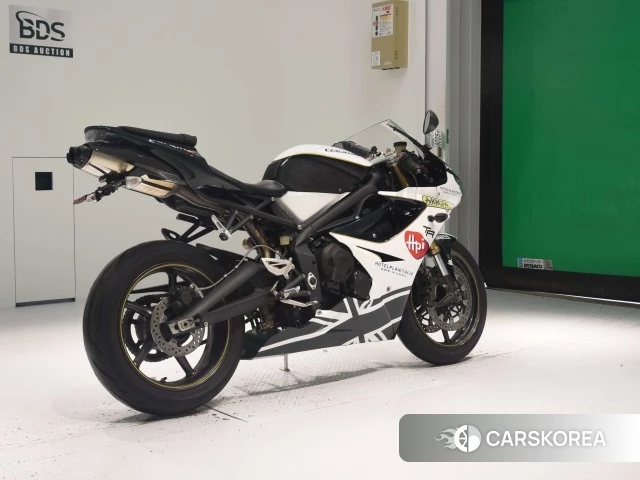 Проданный Triumph DAYTONA 675 2013 из Японии, фото 2
