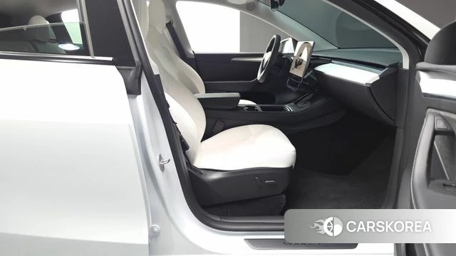 Tesla Model Y id 4442553 из Кореи 18