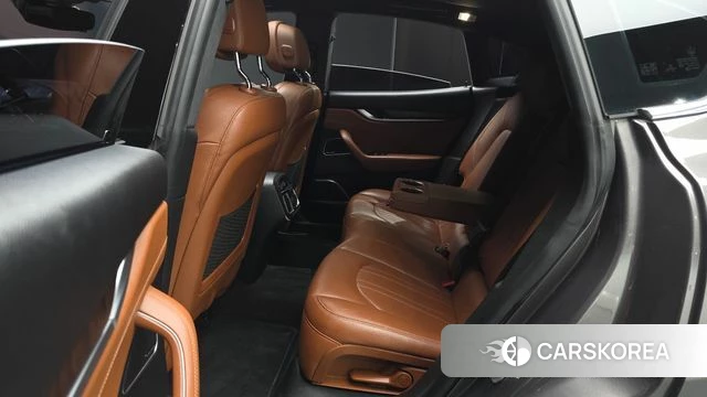 Maserati Levante id 4424344 из Кореи 18