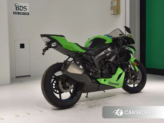Проданный Kawasaki ZX-6R NINJA 2014 из Японии, фото 2