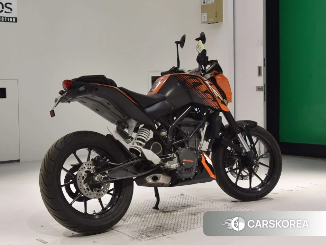 Проданный KTM 200 DUKE 2012 из Японии, фото 2
