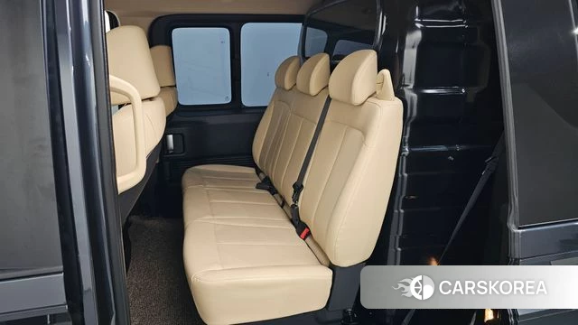 Hyundai Staria id 4280983 из Кореи 18