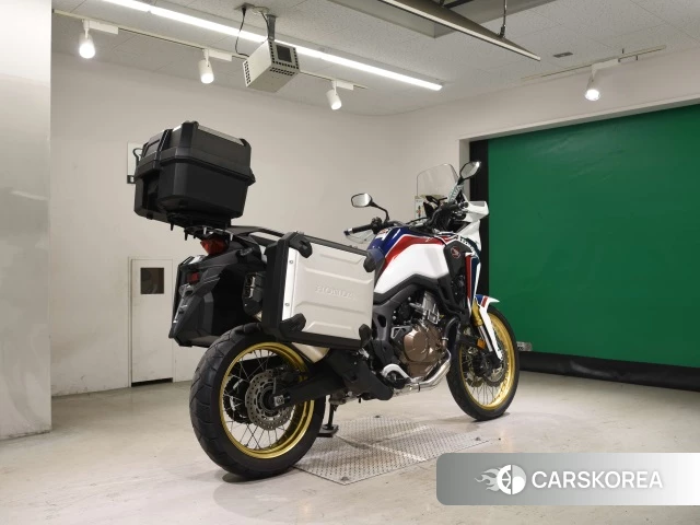 Проданный Honda CRF1000L AFRICA TWIN 2016 из Японии, фото 2