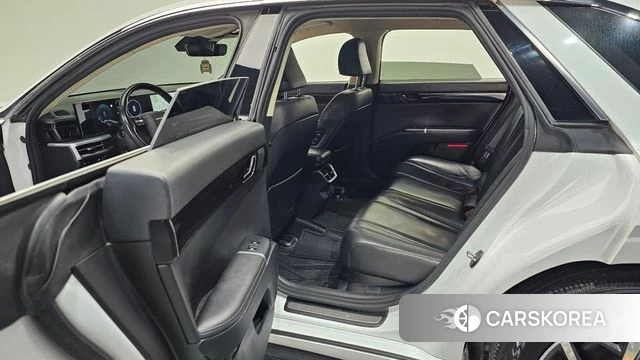 Hyundai Grandeur (GN7) id 4360872 из Кореи 18