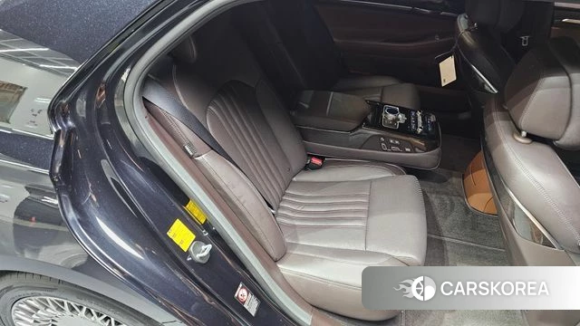 Genesis G90 id 4430098 из Кореи 18