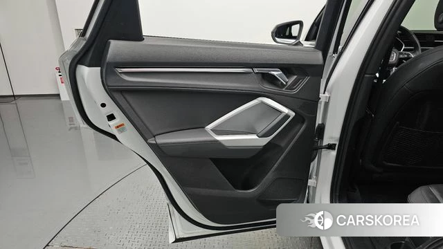 Audi Q3 (F3) id 4930252 из Кореи 18