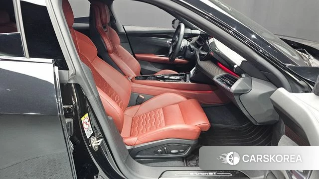 Audi e-Tron GT id 4646346 из Кореи 18
