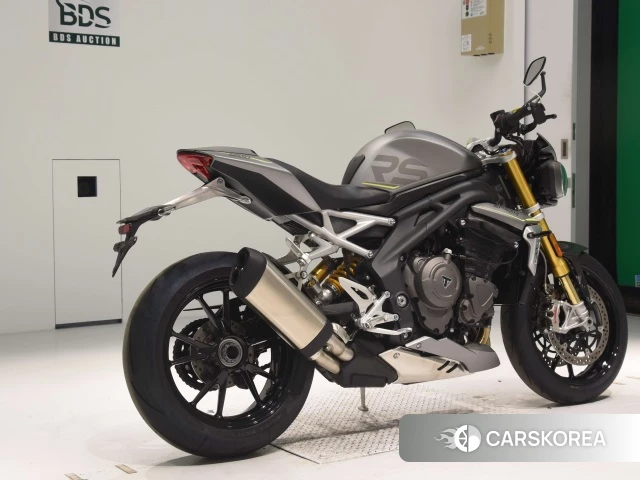 Проданный Triumph SPEED TRIPLE RS 2021 из Японии, фото 2