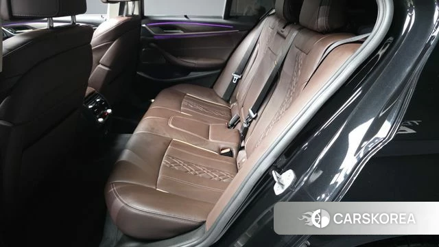 BMW 5 Series (G30) id 4495211 из Кореи 18