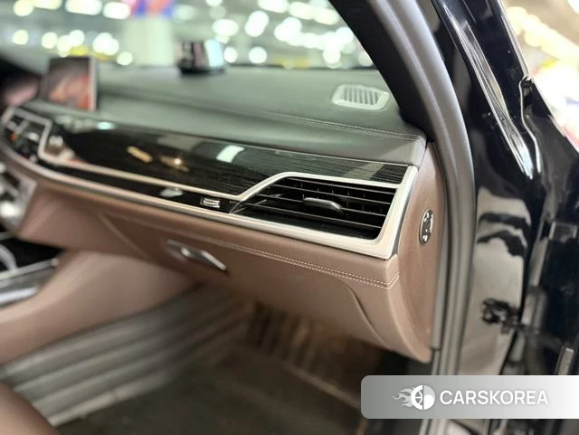 BMW 7 series id 4275723 из Китая 18