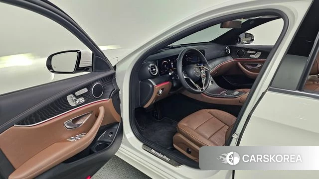 Mercedes-Benz E-Class W213 id 4608130 из Кореи 18