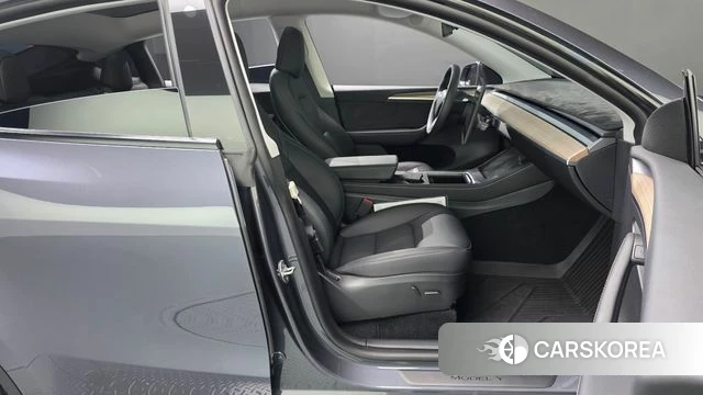 Tesla Model Y id 4549187 из Кореи 18