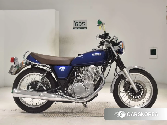 Проданный Yamaha SR400 id 4016631 из Японии
