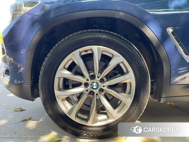 BMW X3 id 4221343 из Китая 18