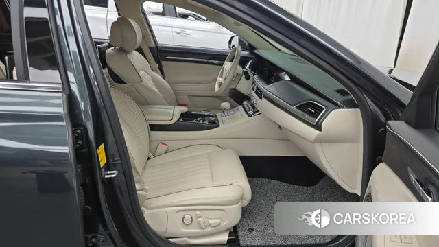 Genesis G90 id 4594980 из Кореи 18