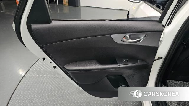 Kia The New K3 2nd generation id 4688136 из Кореи 18