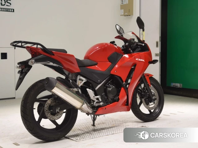 Проданный Honda CBR250R 2015 из Японии