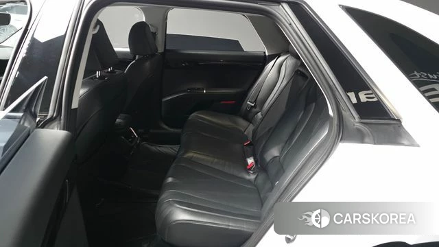 Hyundai Grandeur (GN7) id 4480209 из Кореи 18