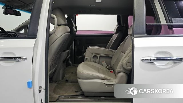 Kia The New Carnival id 4568036 из Кореи 18